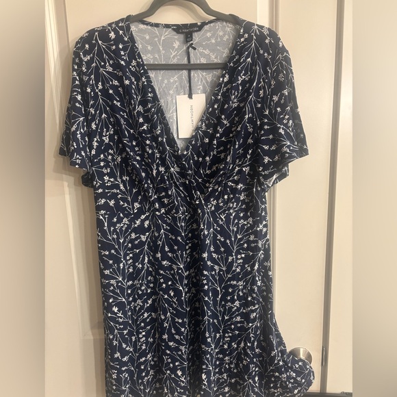 41 Hawthorn Dresses & Skirts - New With Tags Women’s 41 Hawthorn Elise Jersey dress.  Size 2x